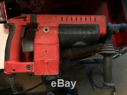 Milwaukee Heavy Duty Thunderbolt 1-1/2 Rotary Hammer With Extra Drill/Core Bits